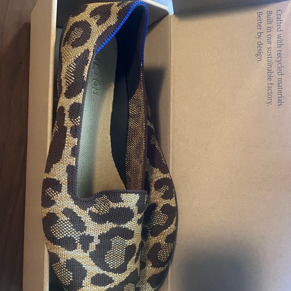 Rothy’s Metallic Cat Lounge Loafer 9 with Box - Picture 4 of 5